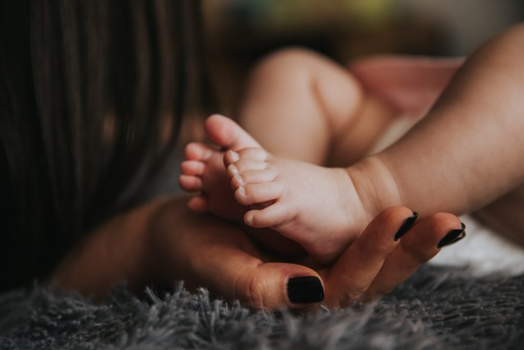 bambino-attaccamento-stile-1024x683 Teoria dell'attaccamento: cosa dice sui genitori?