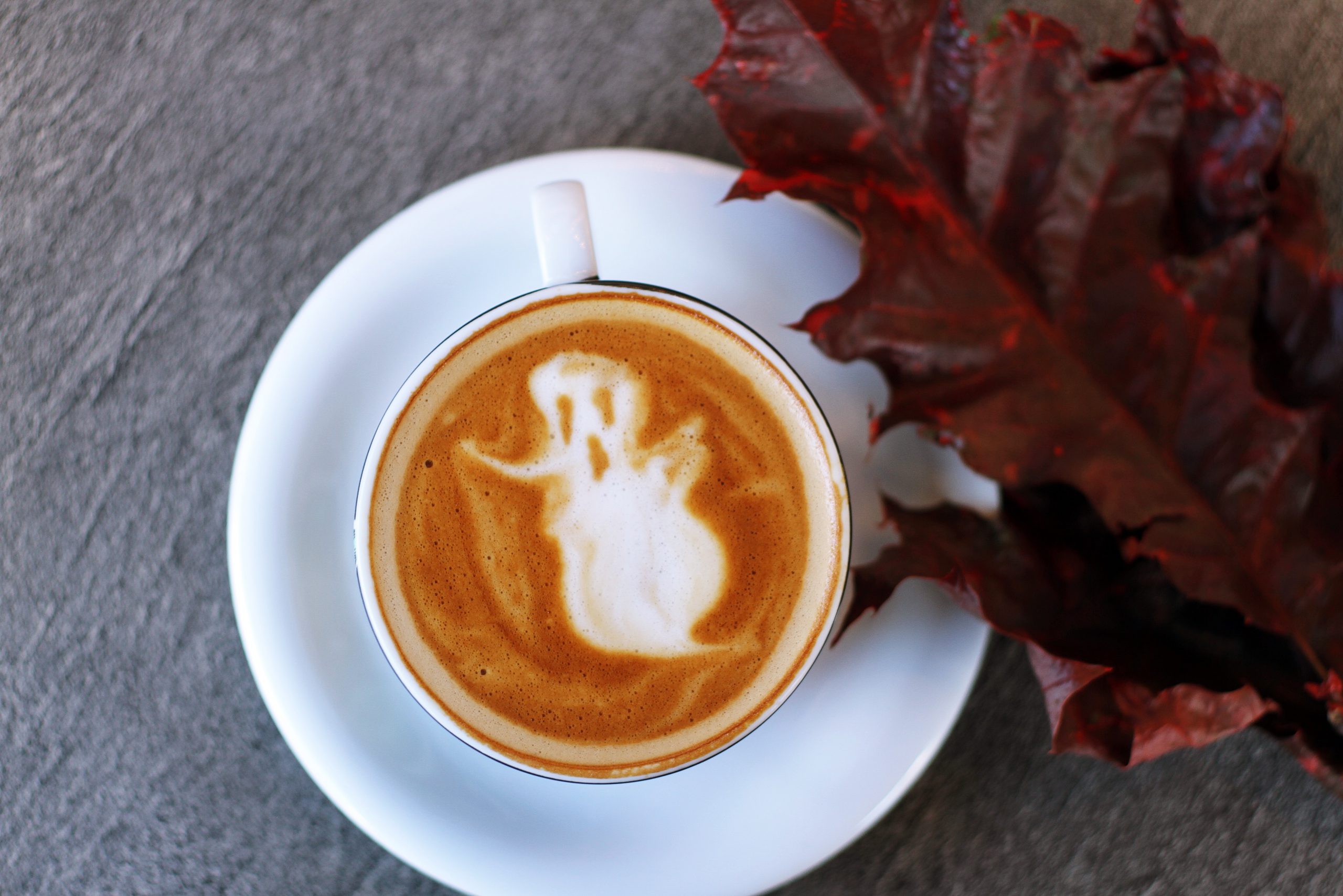 Un cappuccino con fantasma, tra terrore e psicologia